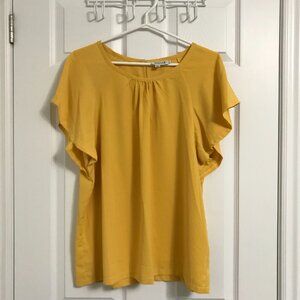 NWOT Molly Bracken Frill Sleeve Top L Yellow Gold